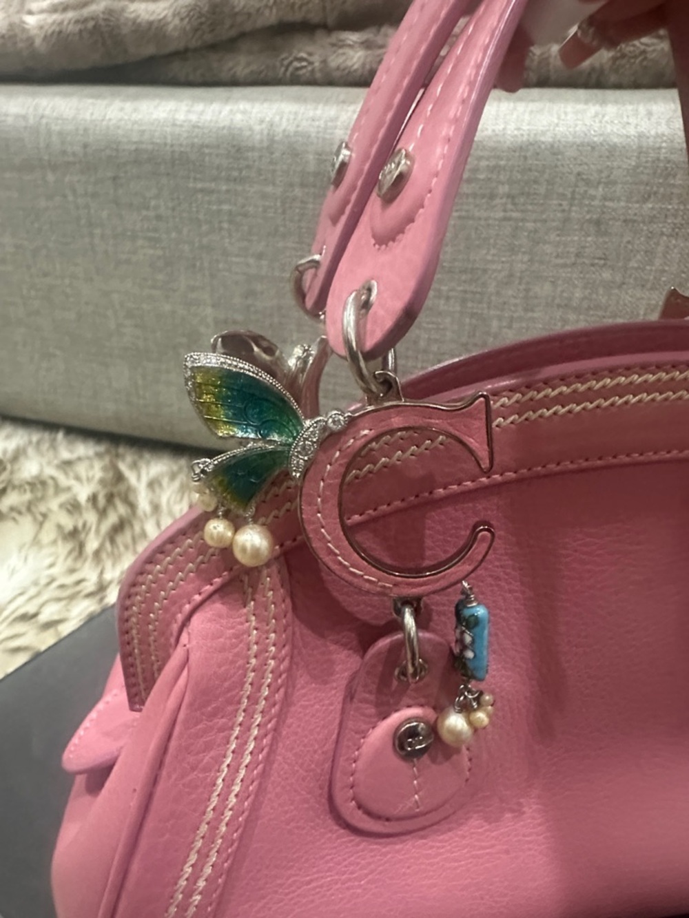 RARE DIOR limited edition CD logo Pink Leather w/ Butterfly diamond Pearl Charms - Picture 2 of 12